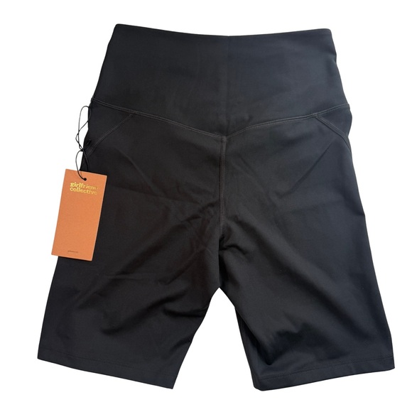 8.5” Inseam High Rise Bike Shorts - Picture 2 of 3